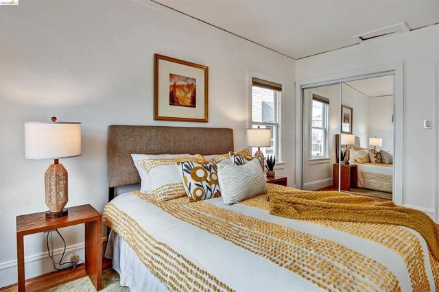 6236 6236 Laird Ave, Oakland, CA 94605