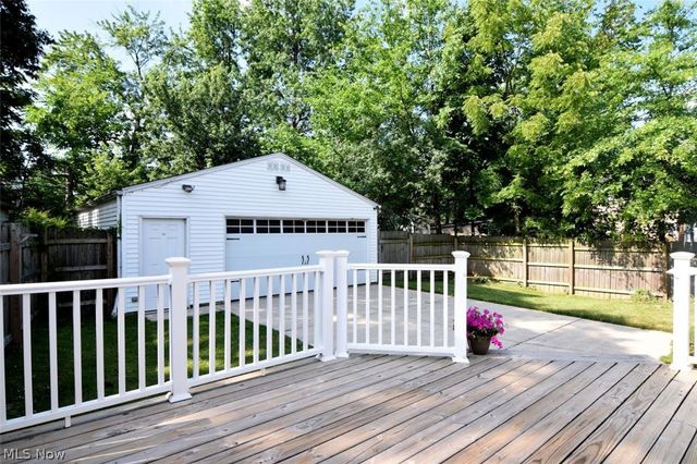 3574 Farland Road, University Heights, OH 44118