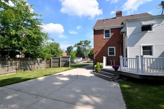 3574 Farland Road, University Heights, OH 44118