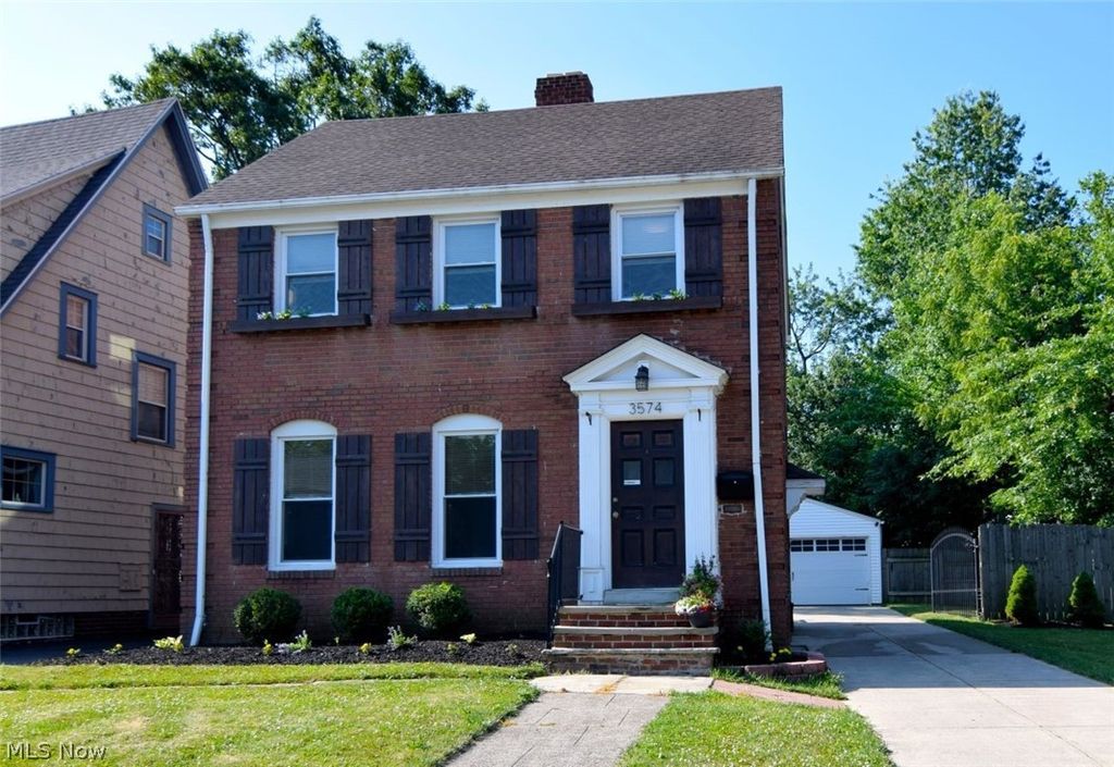 3574 Farland Road, University Heights, OH 44118