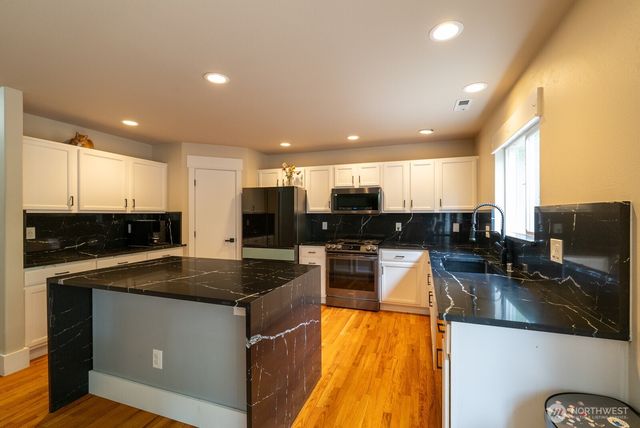 11515 138th Street Ct E, Puyallup, WA 98374