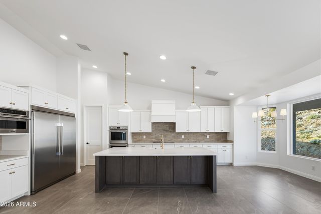 2009 W Lucky Lane, Queen Creek, AZ 85144
