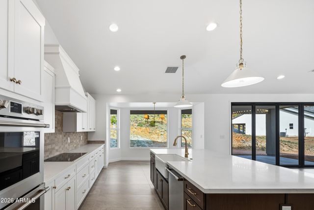 2009 W Lucky Lane, Queen Creek, AZ 85144