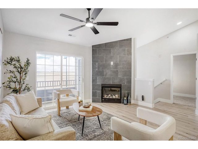 5255 Memphis St 1-121, Denver, CO 80239