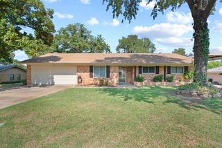 605 Southland Drive, Weatherford, TX 76086