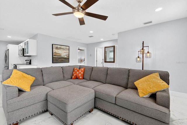 916 PATTISON AVENUE, Sarasota, FL 34237