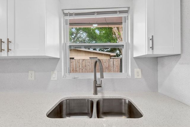 916 PATTISON AVENUE, Sarasota, FL 34237