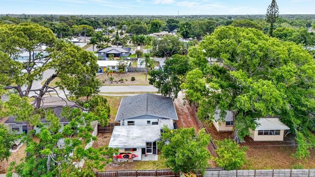 916 PATTISON AVENUE, Sarasota, FL 34237
