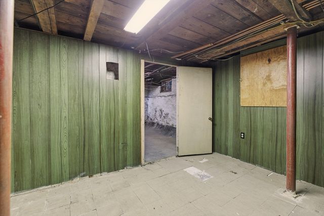 1 Bellmore St, Attleboro, MA 02703