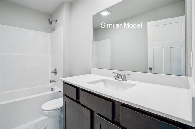 570 NW Rockwood Lane, Grimes, IA 50111