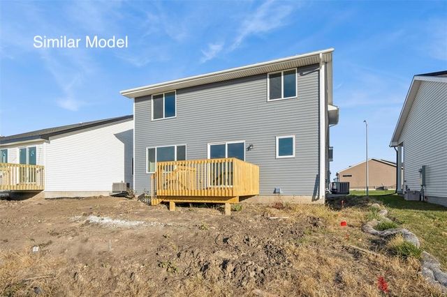 570 NW Rockwood Lane, Grimes, IA 50111