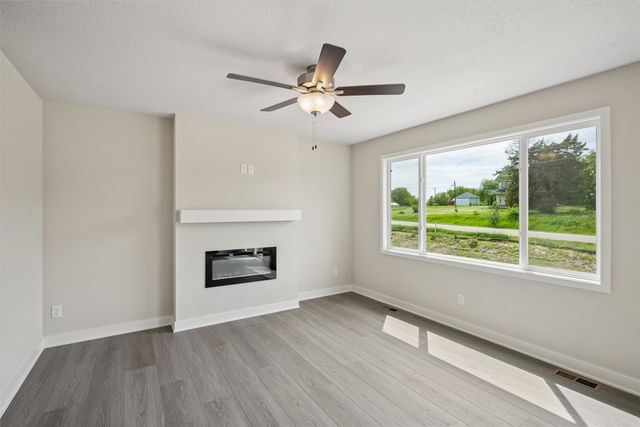 570 NW Rockwood Lane, Grimes, IA 50111