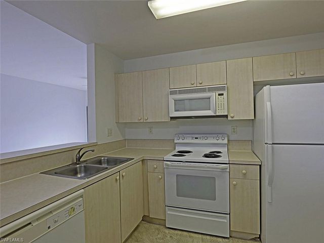 15385 Bellamar CIR # 411, Fort Myers, FL 33908