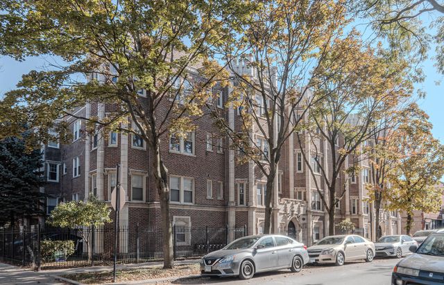 7037 S Crandon Avenue 219, Chicago, IL 60649