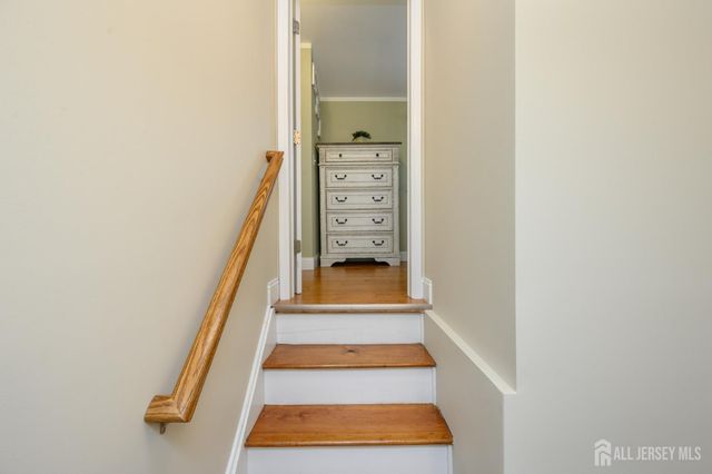 112 McKinley Avenue, Colonia, NJ 07067