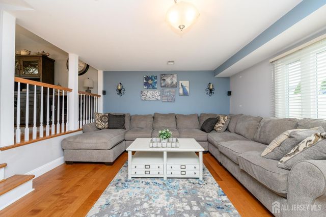 112 McKinley Avenue, Colonia, NJ 07067