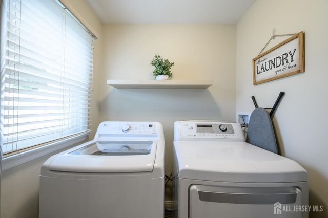 112 McKinley Avenue, Colonia, NJ 07067