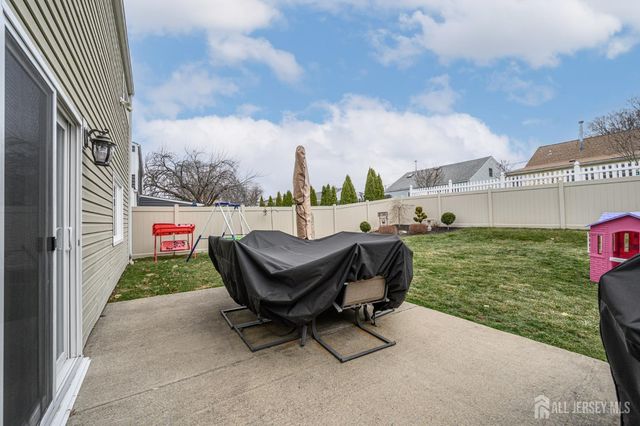 112 McKinley Avenue, Colonia, NJ 07067