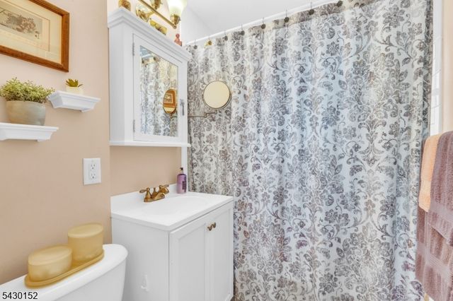 26 Park Ter, Cranford Twp., NJ 07016
