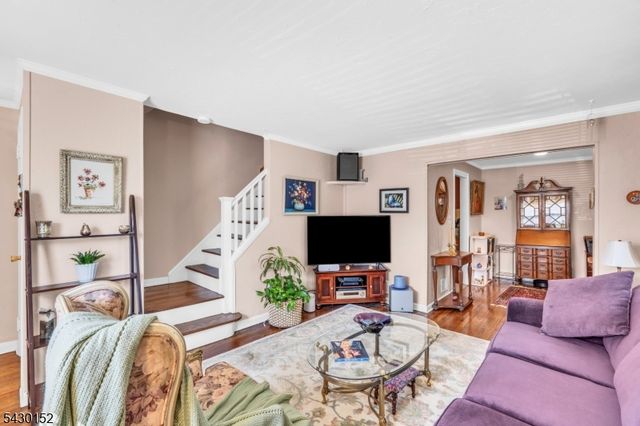 26 Park Ter, Cranford Twp., NJ 07016