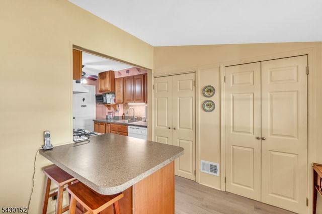26 Park Ter, Cranford Twp., NJ 07016