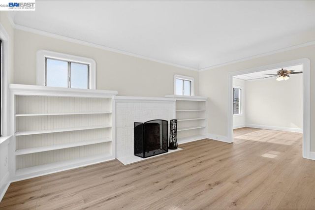 559 Civic Center St, Richmond, CA 94804