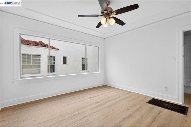 559 Civic Center St, Richmond, CA 94804