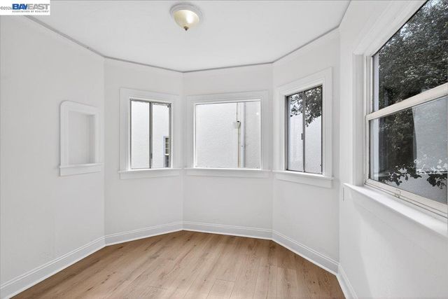 559 Civic Center St, Richmond, CA 94804