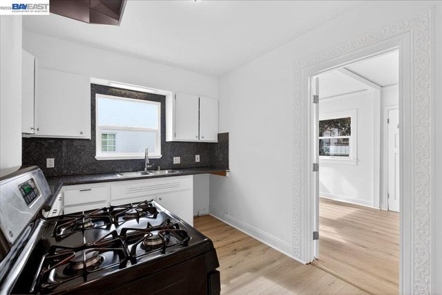 559 Civic Center St, Richmond, CA 94804