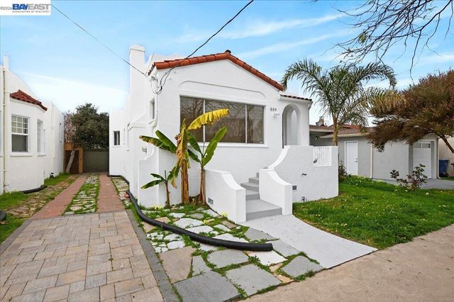 559 Civic Center St, Richmond, CA 94804