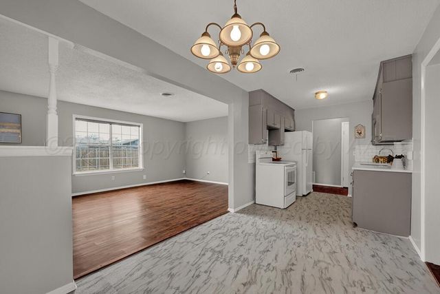 2410 SW 49TH Avenue, Amarillo, TX 79110