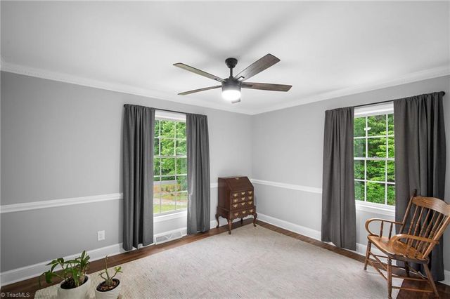 140 Twin Brook Drive, Clemmons, NC 27012