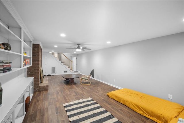 140 Twin Brook Drive, Clemmons, NC 27012