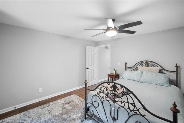 140 Twin Brook Drive, Clemmons, NC 27012