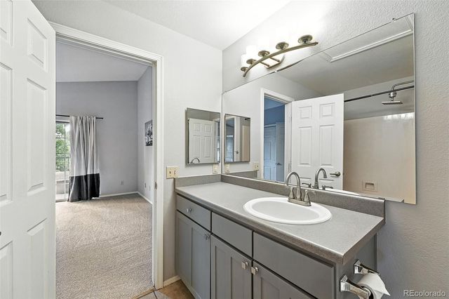 8671 E Dry Creek Road 721, Englewood, CO 80112