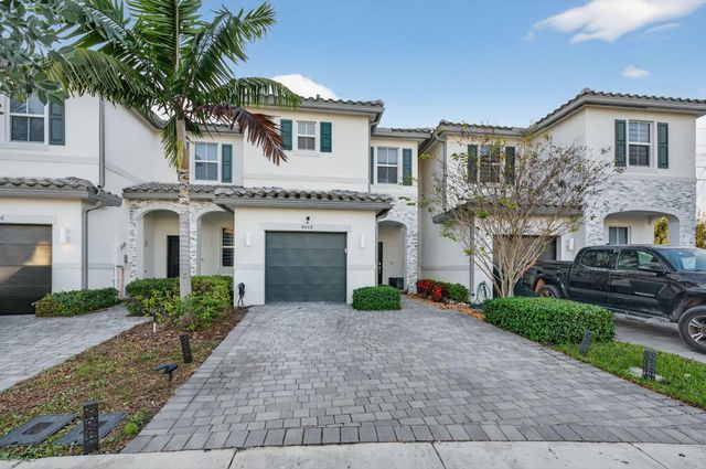 4668 NW 120th Way, Coral Springs, FL 33076