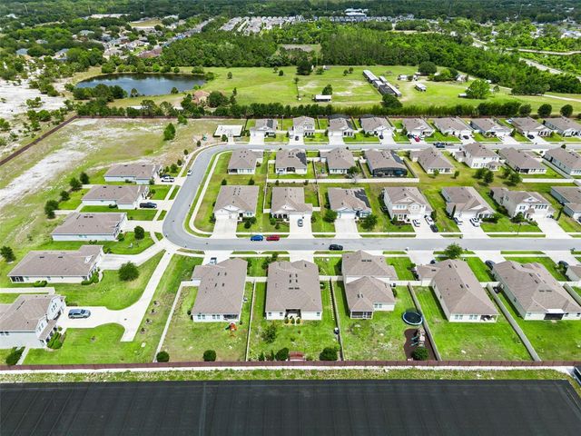 484 CAVESSON STREET, Apopka, FL 32712