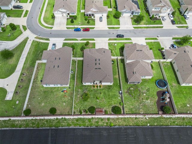 484 CAVESSON STREET, Apopka, FL 32712