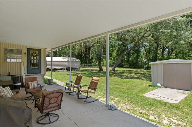 8343 S Cove Point, Floral City, FL 34436