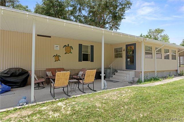 8343 S Cove Point, Floral City, FL 34436