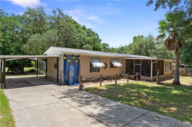 8343 S Cove Point, Floral City, FL 34436