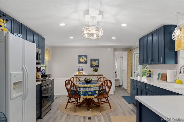 8343 S Cove Point, Floral City, FL 34436