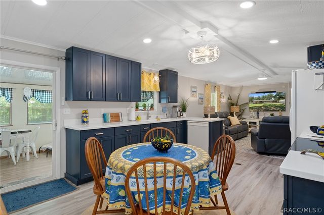 8343 S Cove Point, Floral City, FL 34436