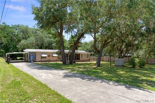 8343 S Cove Point, Floral City, FL 34436
