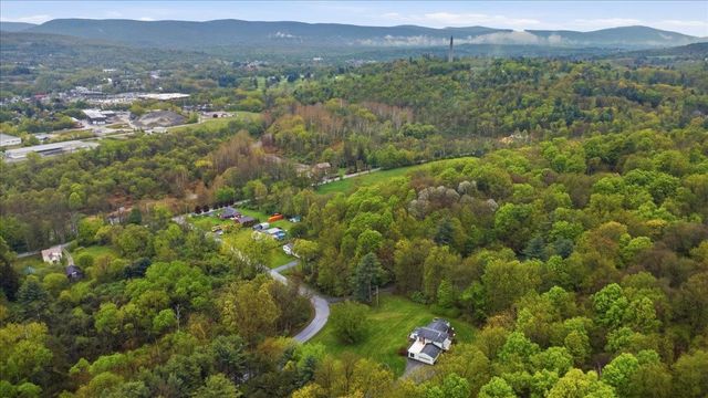 166 Cardinal Lane, Bennington, VT 05201