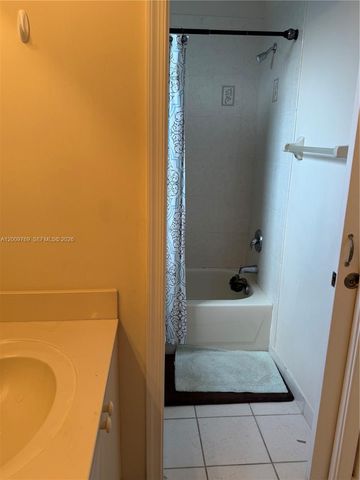 3955 NE 13th Dr, Homestead, FL 33033