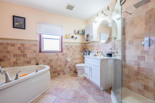 17528 Underhill Avenue, Fresh Meadows, NY 11365