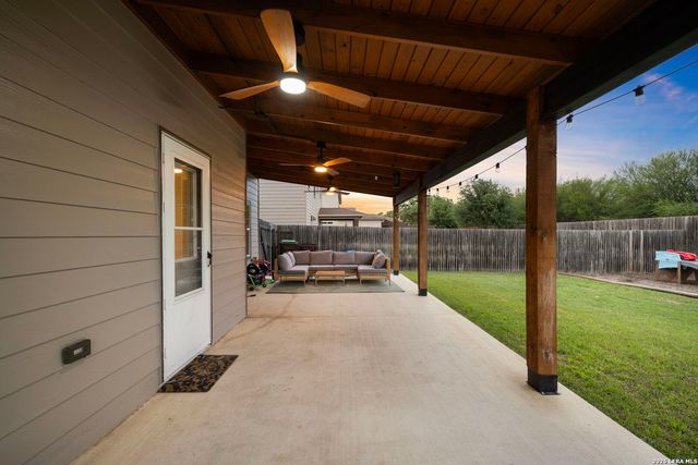 7814 Black Hawk Pass A, San Antonio, TX 78253