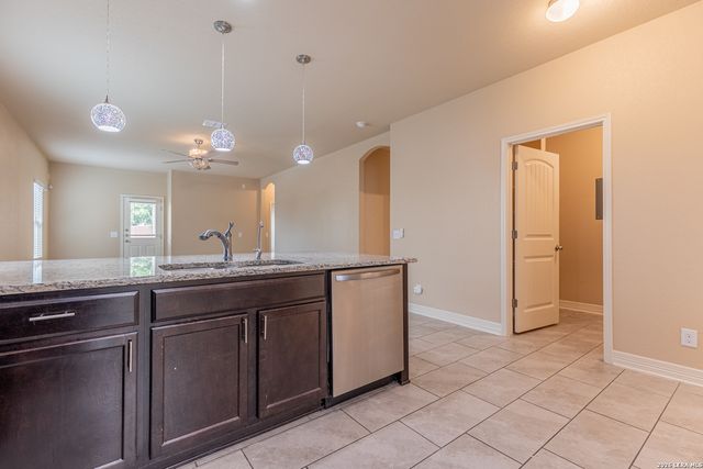 1175 Ranch Falls, San Antonio, TX 78245