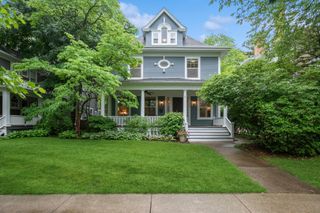 1040 Michigan Avenue, Evanston, IL 60202